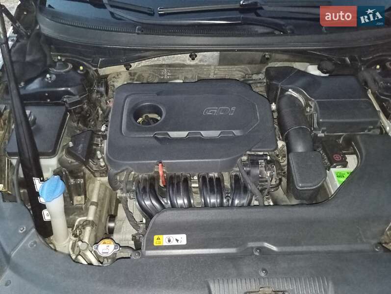 Седан Hyundai Sonata 2014 в Кропивницькому