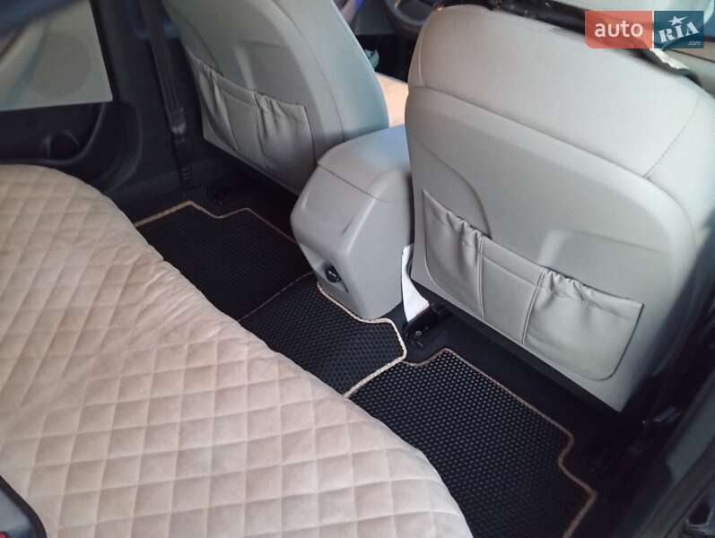 Седан Hyundai Sonata 2014 в Кропивницькому