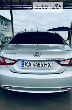 Седан Hyundai Sonata 2013 в 