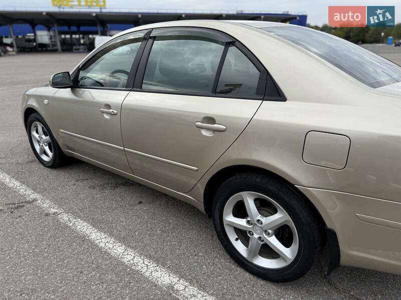 Седан Hyundai Sonata 2008 в Дніпрі