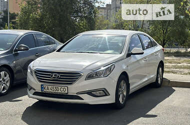 Седан Hyundai Sonata 2015 в Киеве