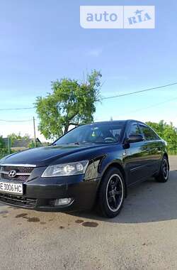 Седан Hyundai Sonata 2006 в Первомайске