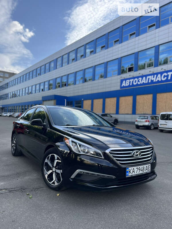 Седан Hyundai Sonata 2015 в Киеве