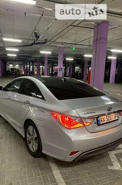 Седан Hyundai Sonata 2013 в Києві