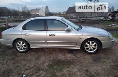 Седан Hyundai Sonata 1998 в Рокитному