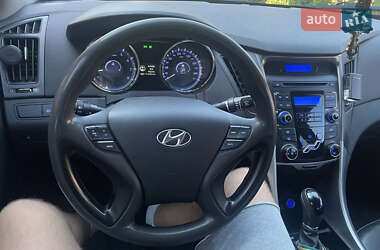 Седан Hyundai Sonata 2012 в Ровно