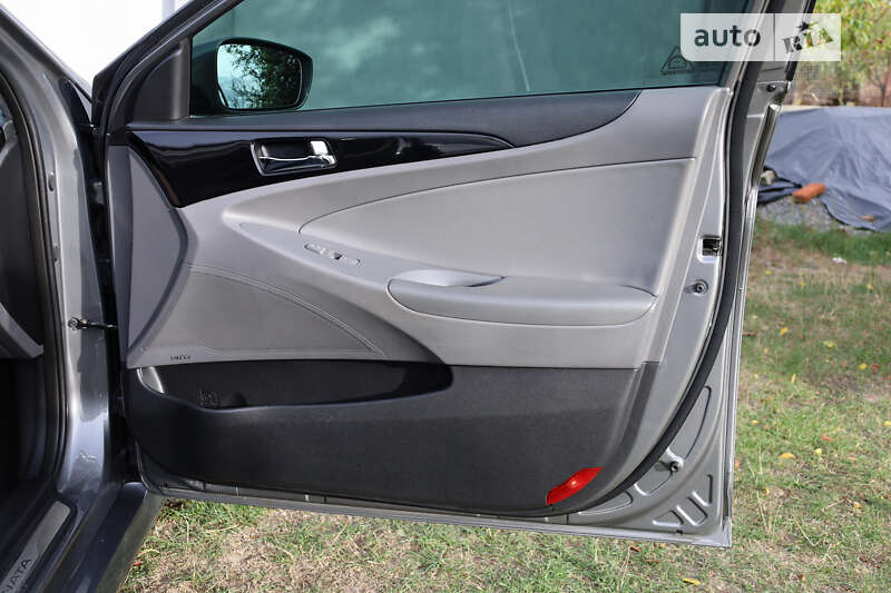 Седан Hyundai Sonata 2013 в Житомирі фото 13 Седан Hyundai Sonata 2013 в Житомирі