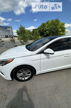 Седан Hyundai Sonata 2014 в Дніпрі