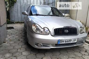 Седан Hyundai Sonata 2004 в Измаиле