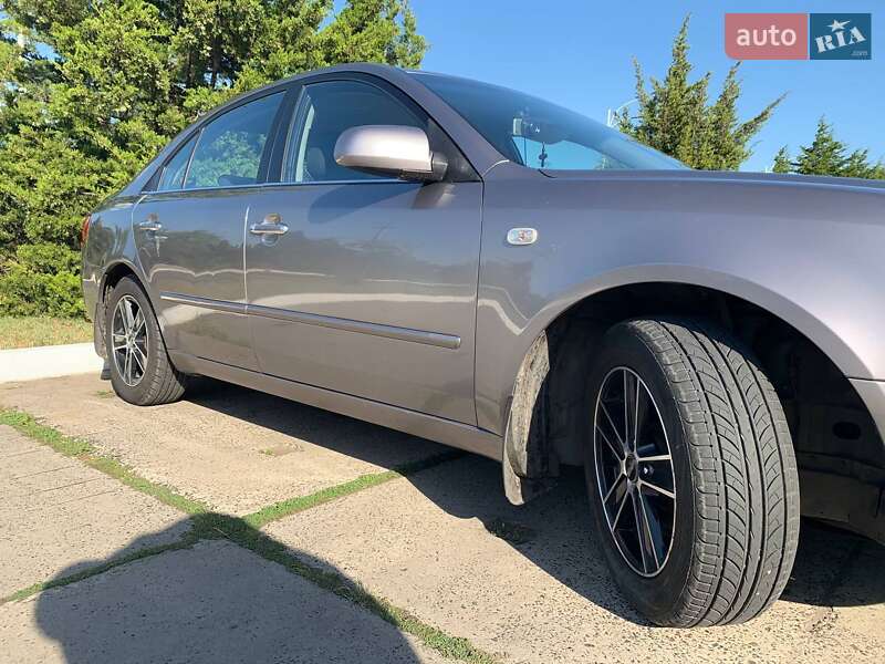 Седан Hyundai Sonata 2007 в Измаиле