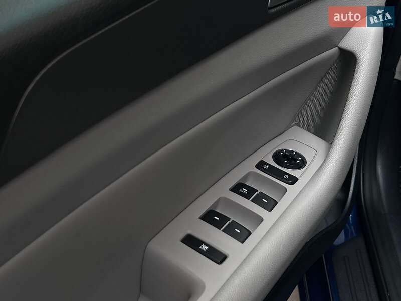 Седан Hyundai Sonata 2015 в Ивано-Франковске