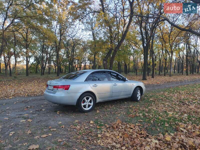 Седан Hyundai Sonata 2007 в Кропивницькому