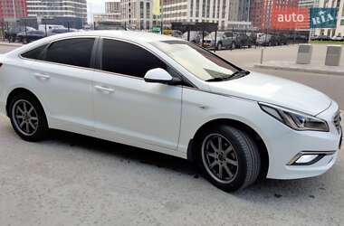 Седан Hyundai Sonata 2016 в Киеве