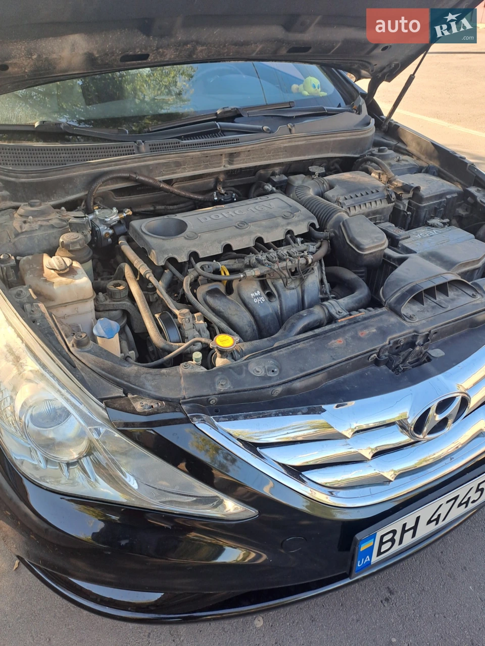 2010 Hyundai Sonata - мініатюра 12