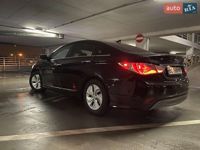 Седан Hyundai Sonata 2014 в Львові