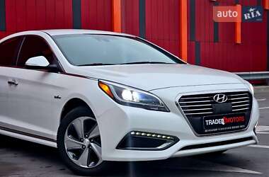 Седан Hyundai Sonata 2015 в Киеве