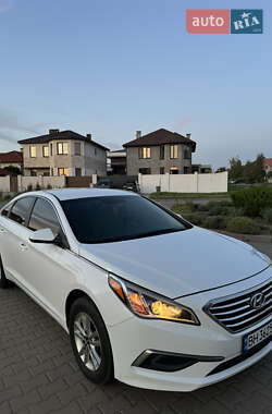 Седан Hyundai Sonata 2015 в Черноморске