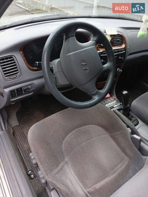 Седан Hyundai Sonata 1999 в Киеве фото Седан Hyundai Sonata 1999 в Киеве