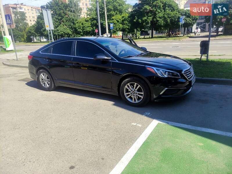 Седан Hyundai Sonata 2015 в Івано-Франківську