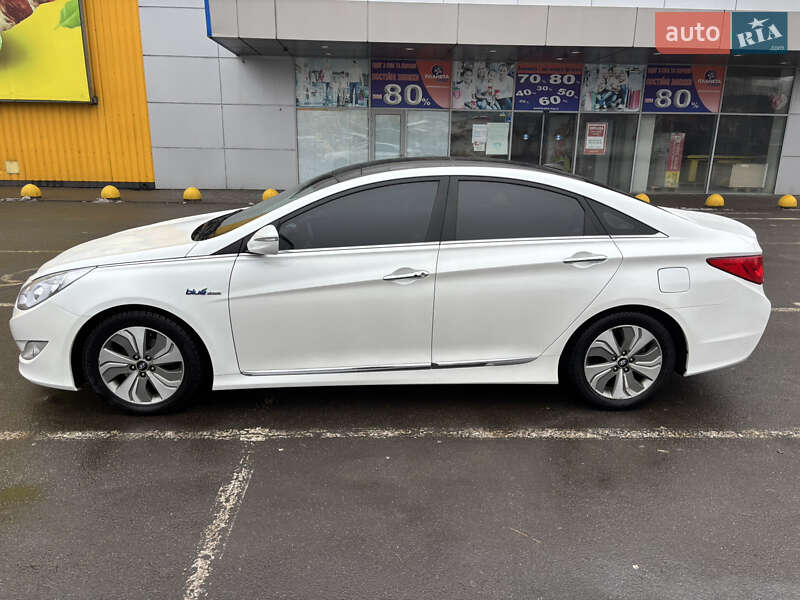 Седан Hyundai Sonata 2013 в Носовке фото 4 Седан Hyundai Sonata 2013 в Носовке