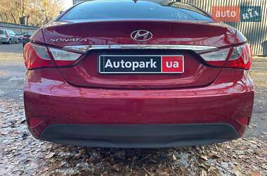 Седан Hyundai Sonata 2014 в 