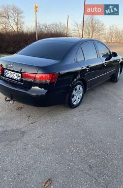 Седан Hyundai Sonata 2008 в Южноукраинске