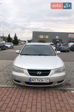 Седан Hyundai Sonata 2006 в Мукачевому