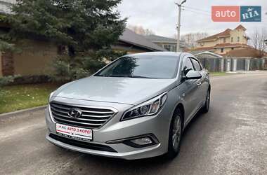 Седан Hyundai Sonata 2017 в Киеве