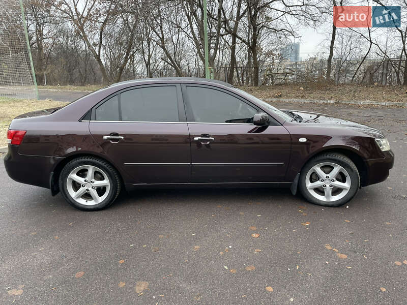 Седан Hyundai Sonata 2007 в Киеве