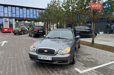 Седан Hyundai Sonata 2004 в 