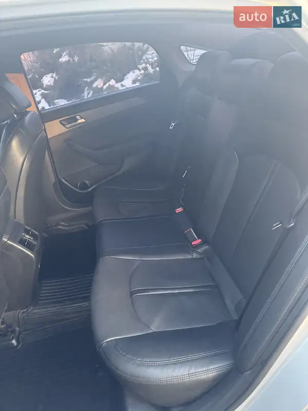 Hyundai Sonata 2015 VIN KMHE341DBFA097146 фото оголошення 7 з 47