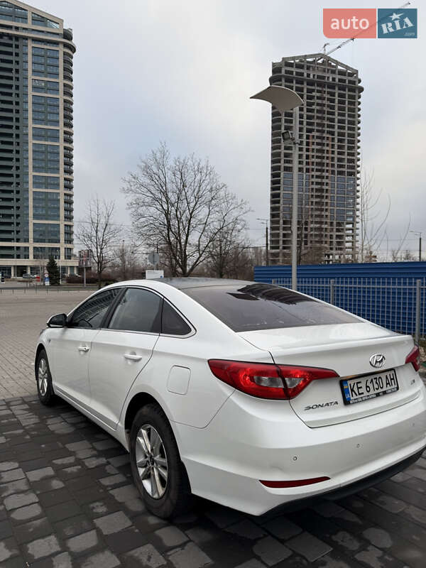 Седан Hyundai Sonata 2015 в Днепре