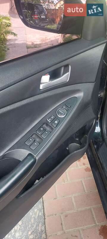 Седан Hyundai Sonata 2009 в Вышгороде