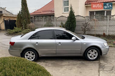 Седан Hyundai Sonata 2008 в Кривом Роге