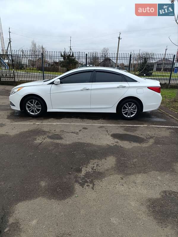 Седан Hyundai Sonata 2014 в Килии