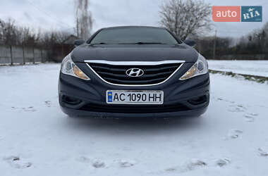 Седан Hyundai Sonata 2011 в Остроге