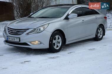 Седан Hyundai Sonata 2012 в 