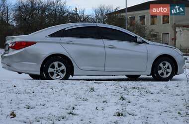 Седан Hyundai Sonata 2012 в 