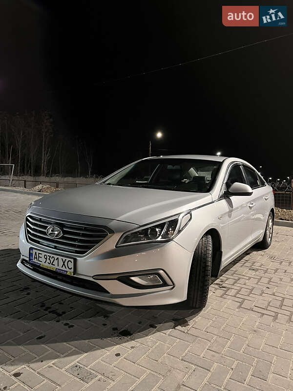 Седан Hyundai Sonata 2016 в 