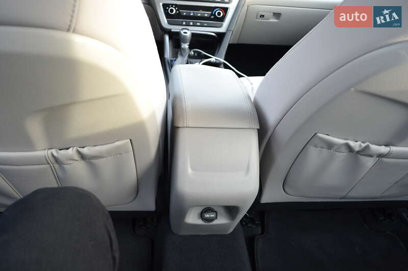 Седан Hyundai Sonata 2016 в Киеве фото 41 Седан Hyundai Sonata 2016 в Киеве