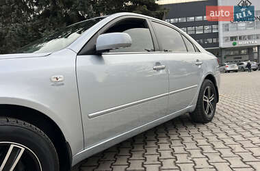 Седан Hyundai Sonata 2007 в Чернівцях