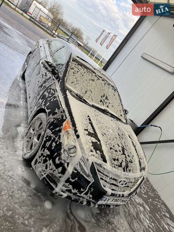 Седан Hyundai Sonata 2013 в Харькове фото 2 Седан Hyundai Sonata 2013 в Харькове