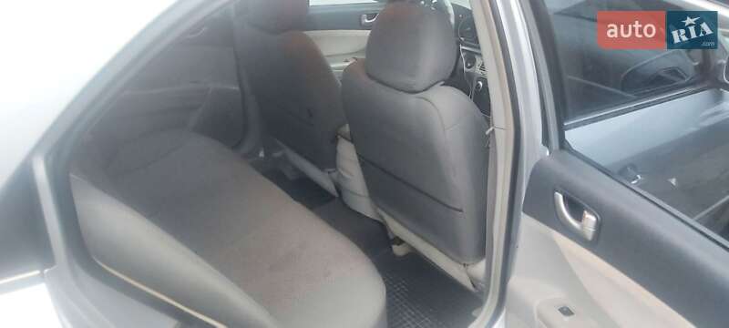 Седан Hyundai Sonata 2006 в Балаклее