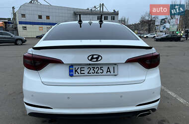 Седан Hyundai Sonata 2015 в Кривому Розі