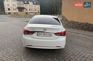 Седан Hyundai Sonata 2013 в Бучаче