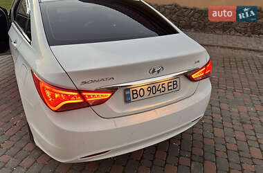 Седан Hyundai Sonata 2013 в Бучаче