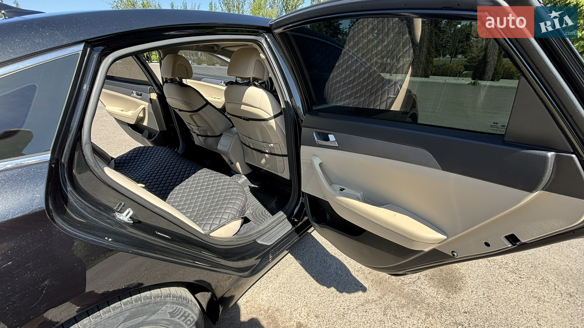 2016 Hyundai Sonata - мініатюра 21