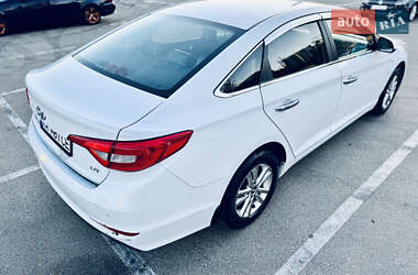 Седан Hyundai Sonata 2015 в Киеве