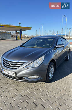 Седан Hyundai Sonata 2010 в Рені