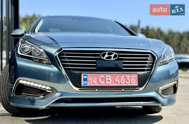 Седан Hyundai Sonata 2016 в Киеве